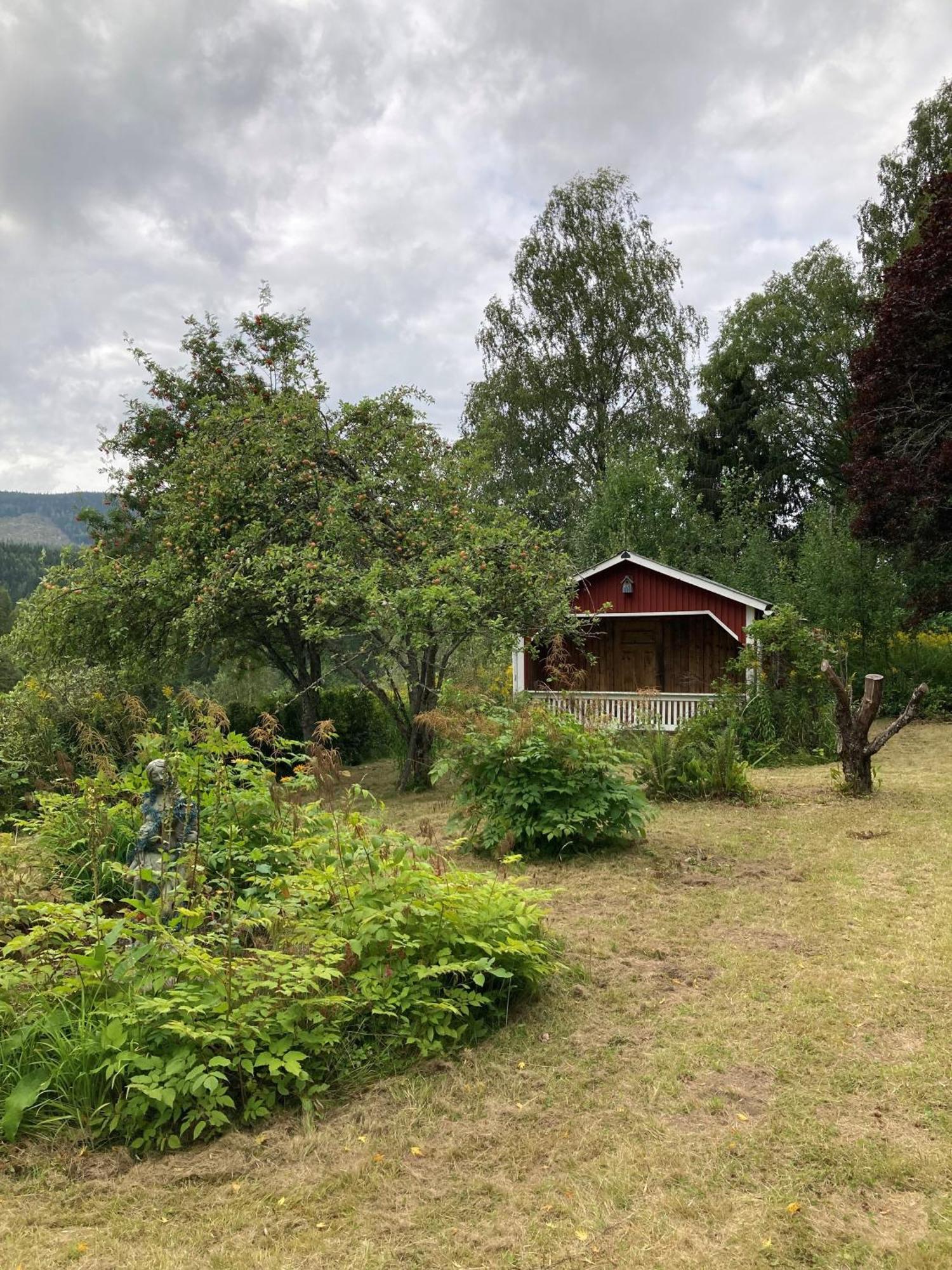 Charmig Villa Med Bastu Och Snabbt Wifi Långav エクステリア 写真