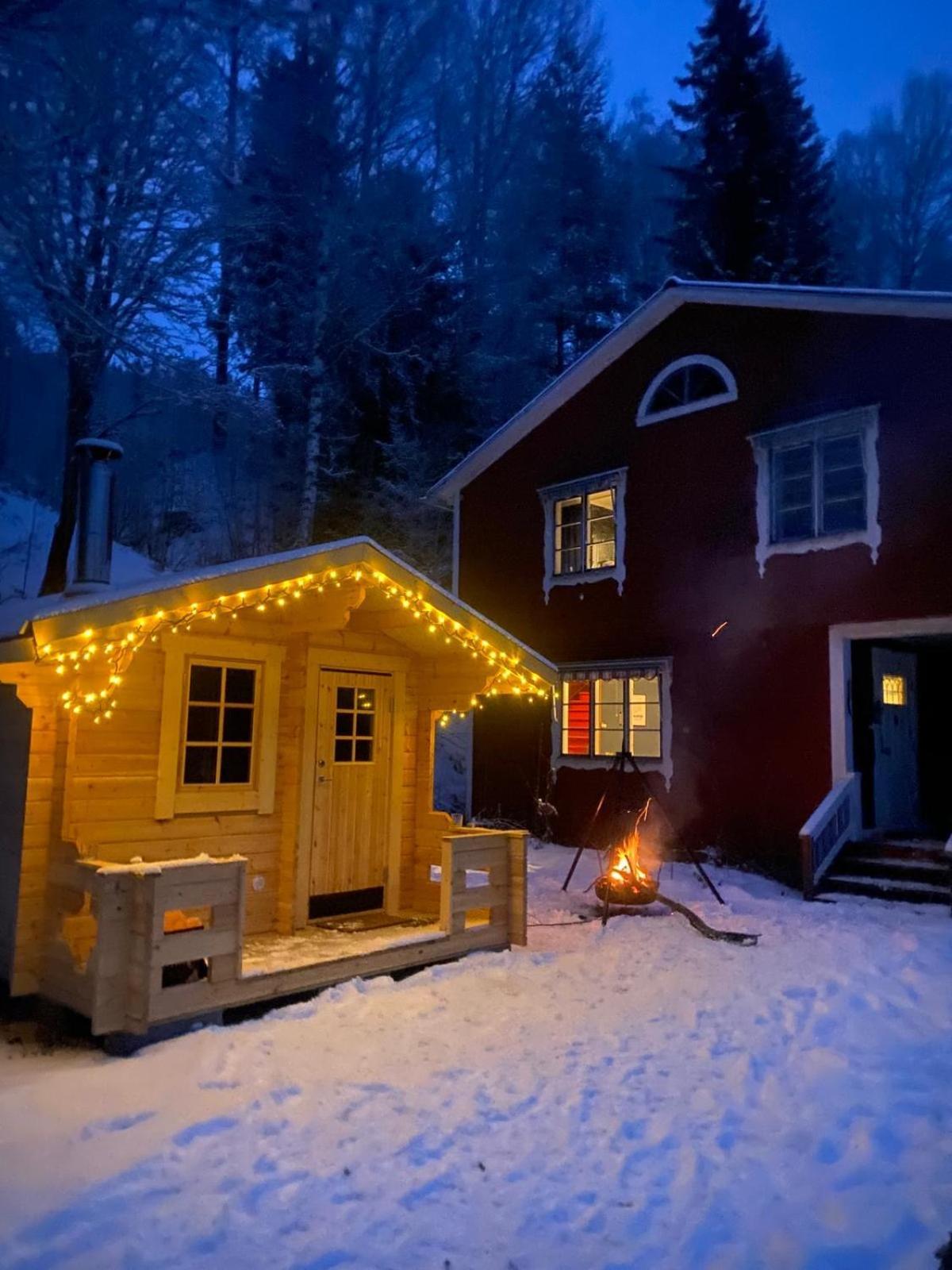 Charmig Villa Med Bastu Och Snabbt Wifi Långav エクステリア 写真